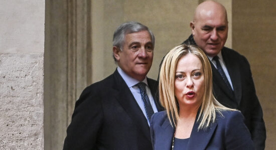 Tutti in piazza contro la manovra del Governo