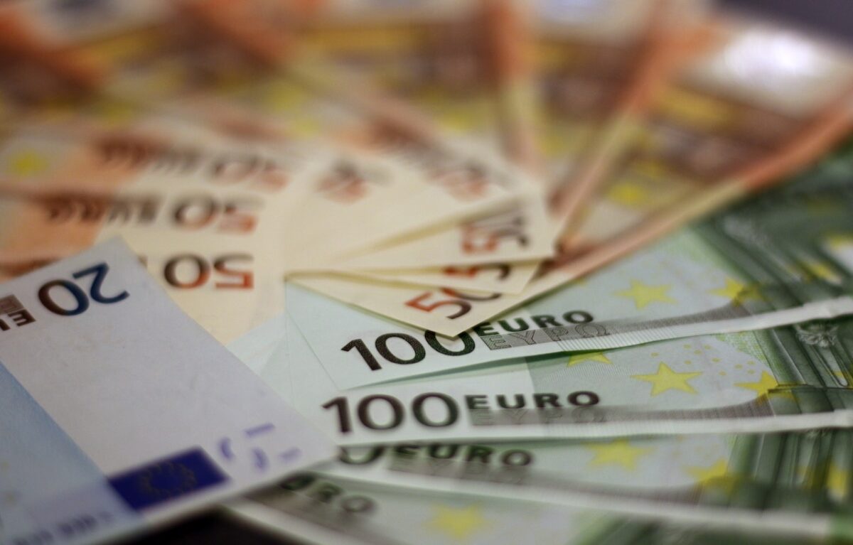 Un aumento annuo, lordo, di 562 euro-proiezionidiborsa.it