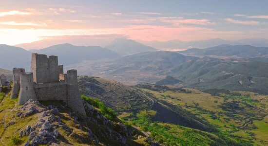Voglia di un viaggio indimenticabile a Rocca Calascio