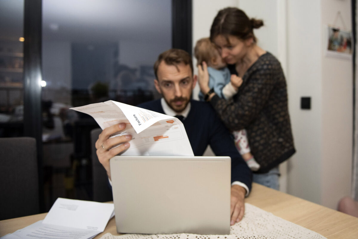 aumenti sulle bollette delle famiglie