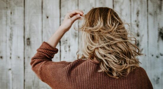 Capelli più elastici e forti anche d’inverno