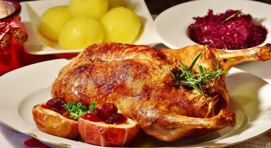 Cosa mangiare durante le feste per non ingrassare