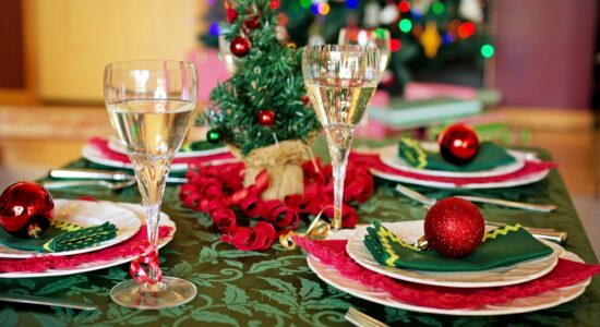 errori da non fare per apparecchiare la tavola a Natale