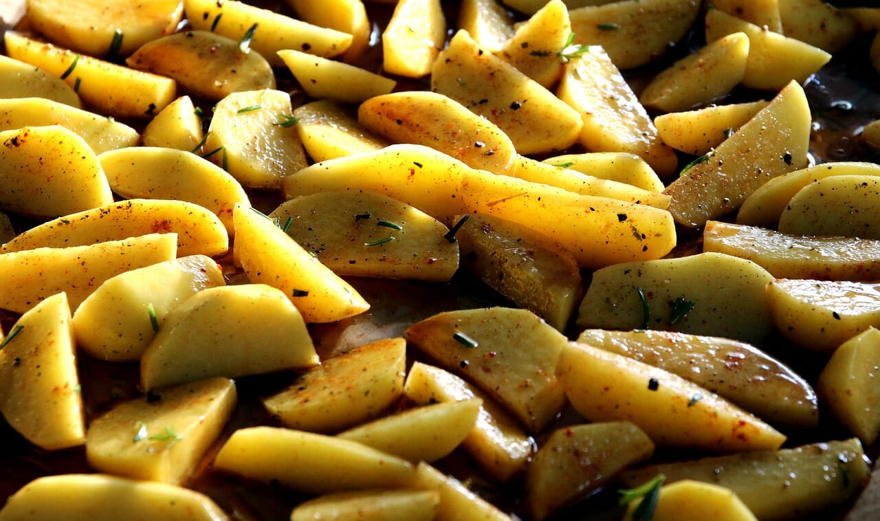 preparare le patate al forno