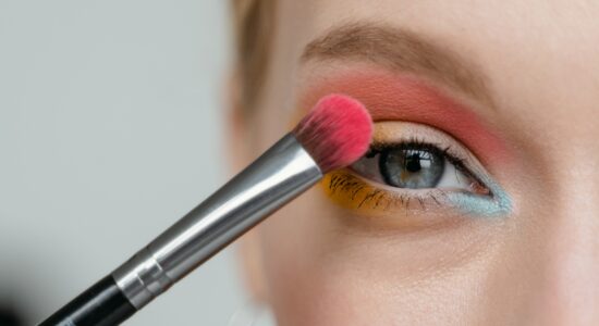 Ingrandire gli occhi con il trucco