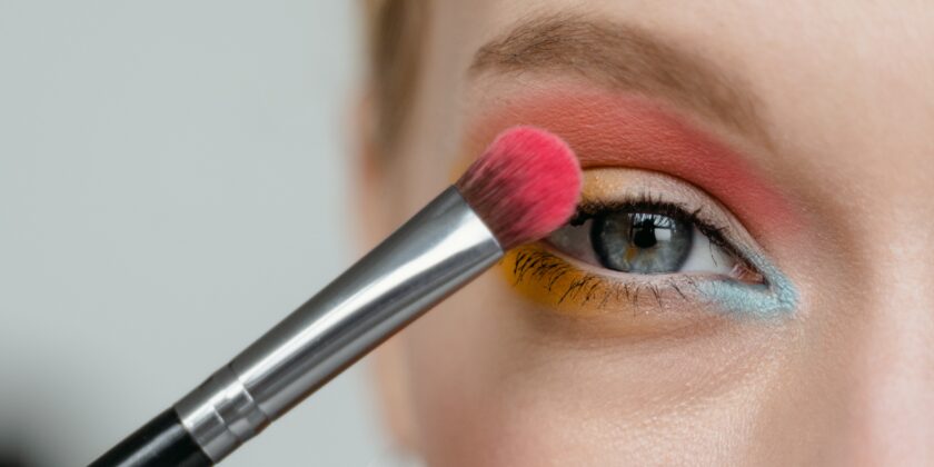 Ingrandire gli occhi con il trucco