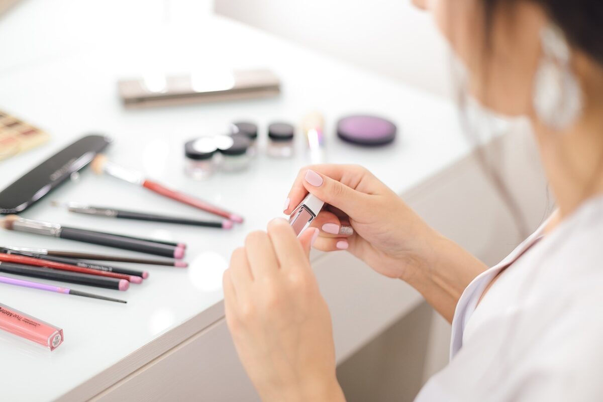 per la bocca un trucco semplice ma attraente