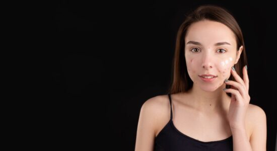 per nascondere i difetti del viso