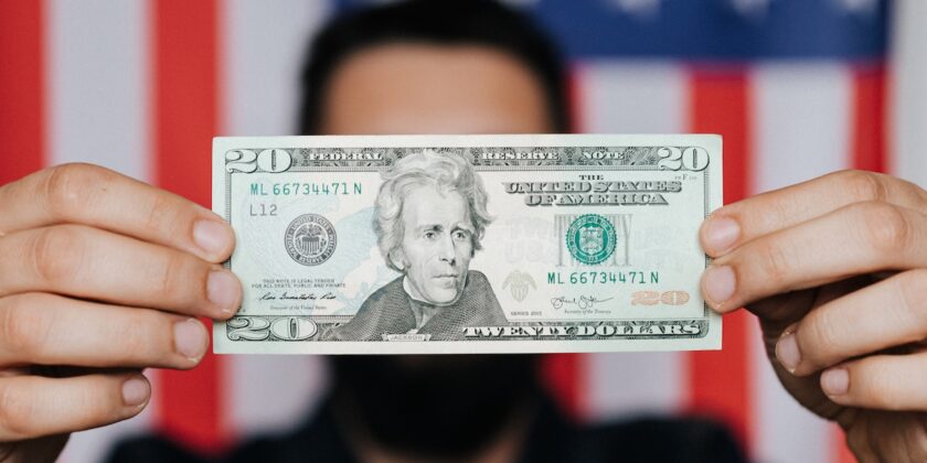 Colpo di coda del dollaro che potrebbe accelerare al rialzo