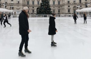 Pista di pattinaggio sul ghiaccio