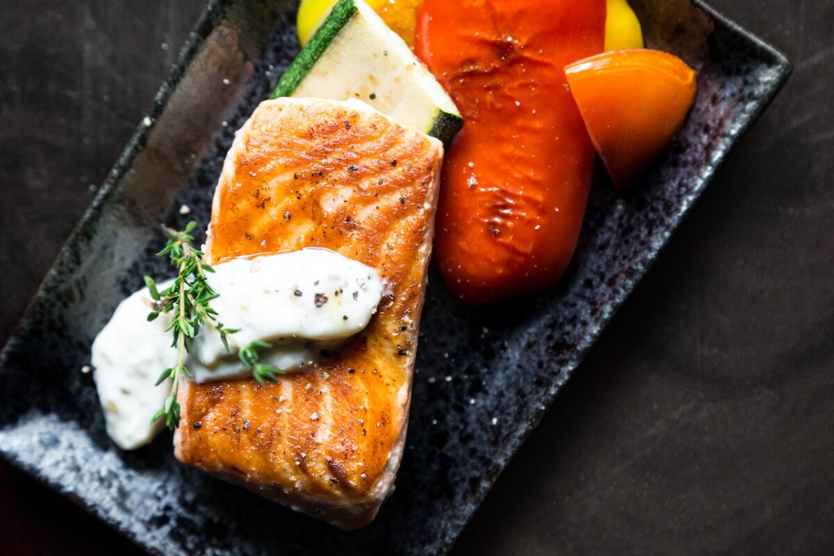 Prepariamo il classico salmone