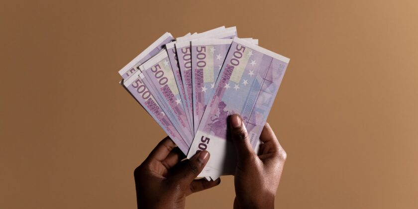 regala fino a 10.000 euro