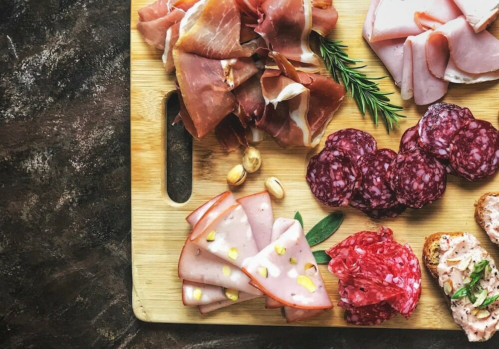 salame, prosciutto e altri salumi come farcitura