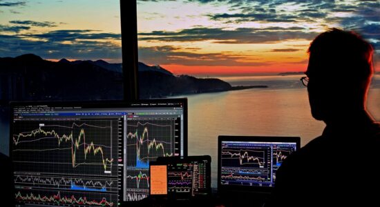 Attacco ai massimi annuali di Wall Street