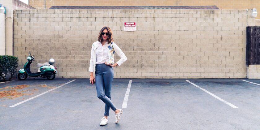 Stop ai leggins e ai pantaloni in velluto