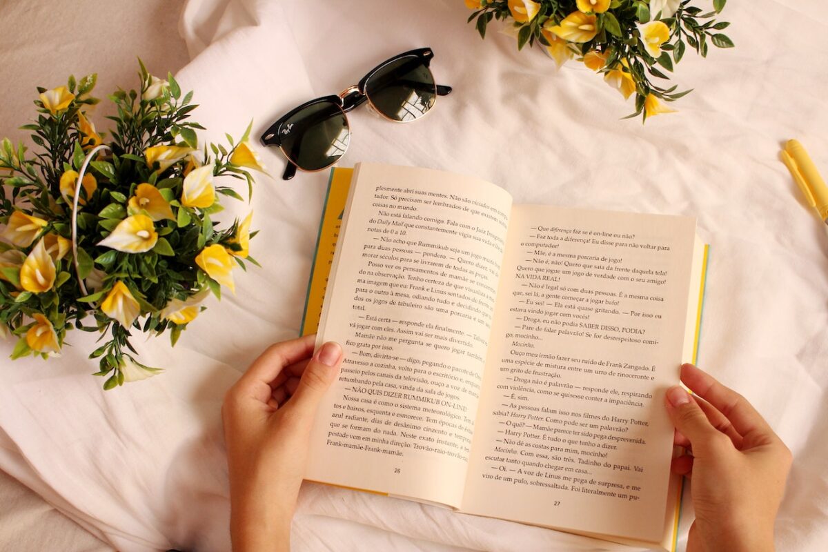 Tra i vari regali potremmo regalare un libro