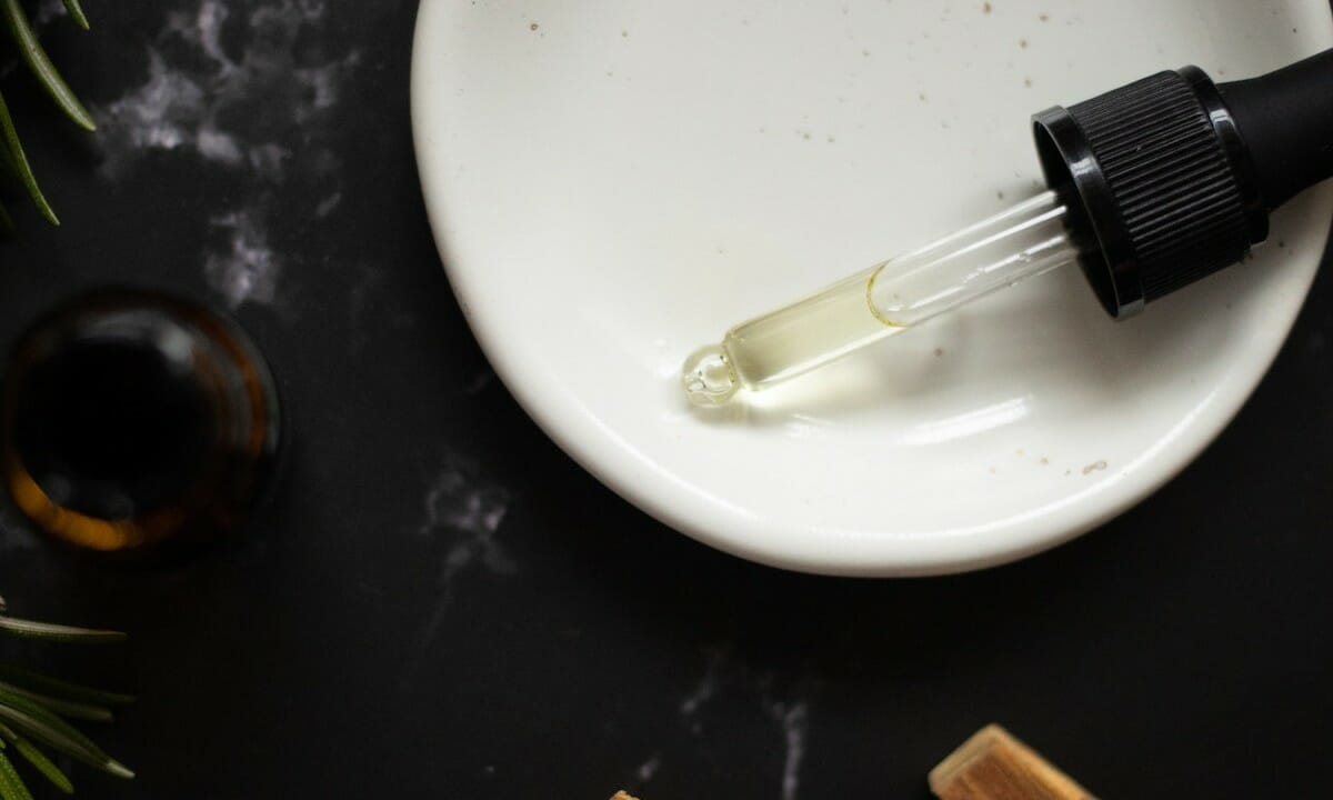 trattamento con ampolle di acido ialuronico