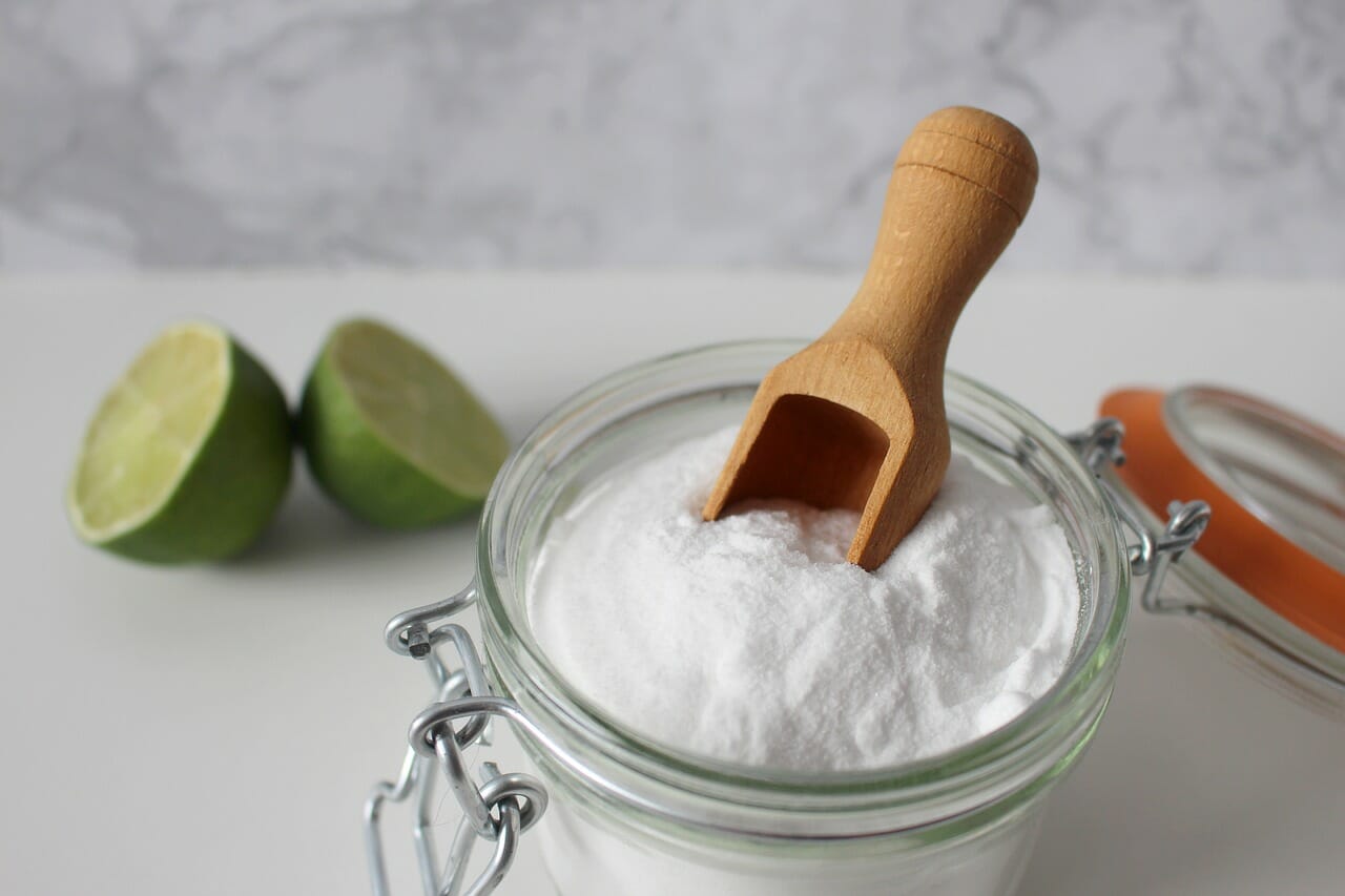 un mix naturale composto da cenere e bicarbonato