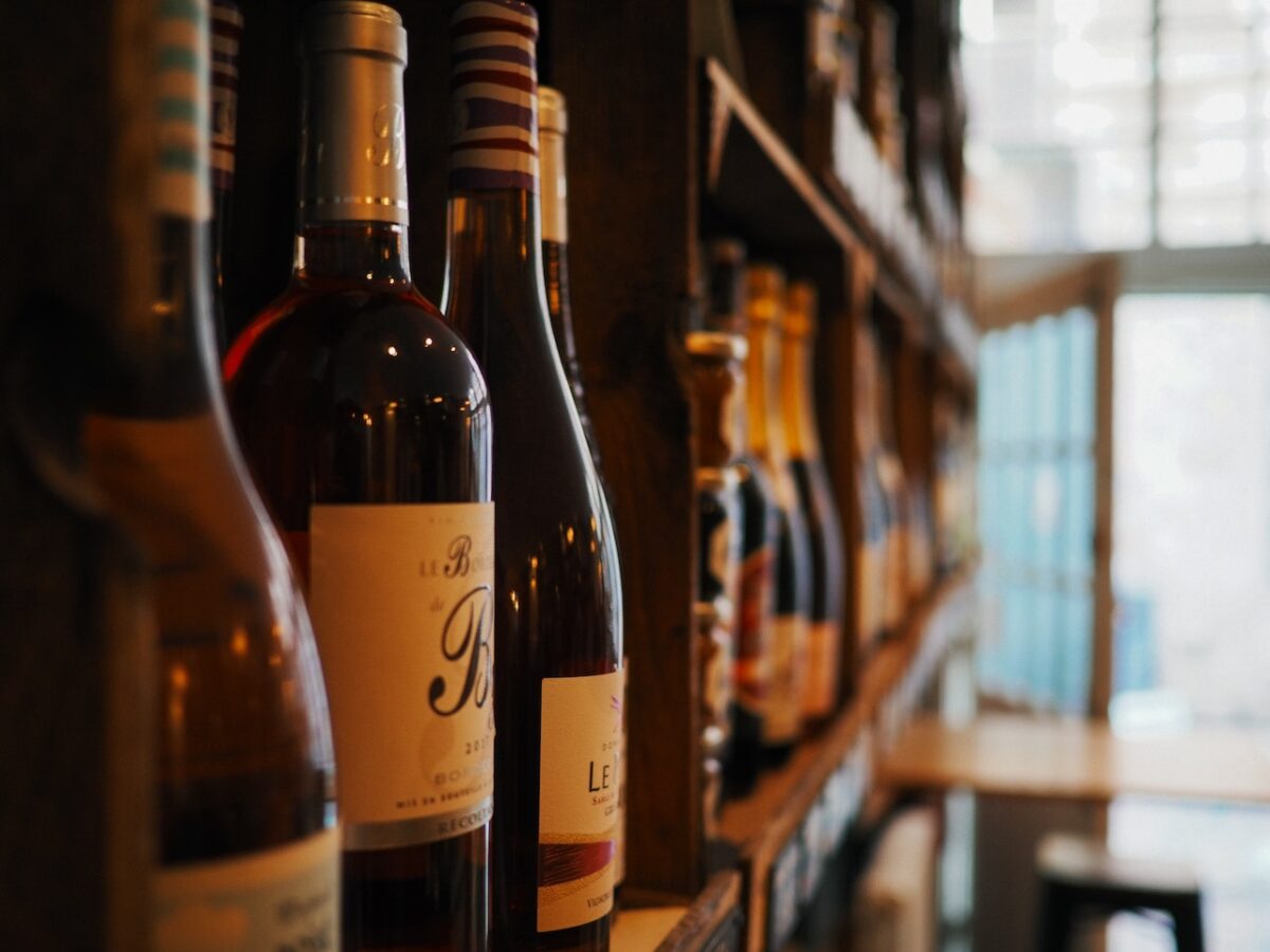 Vini in vendita presso enoteche