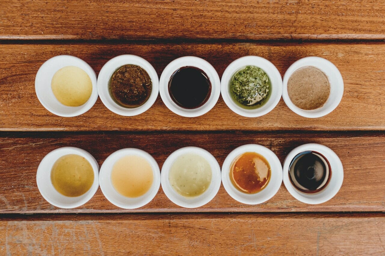 Aggiungere la salsa che più piace