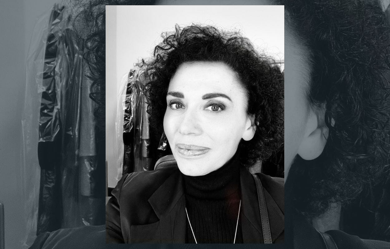 Delle tre lei è la mora. Anna Carlucci come è oggi-dal suo profilo Facebook