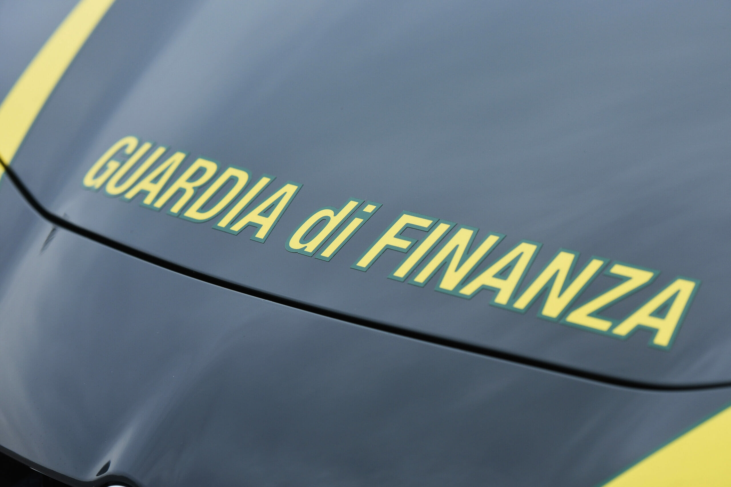 Automobile della Guardia di Finanza