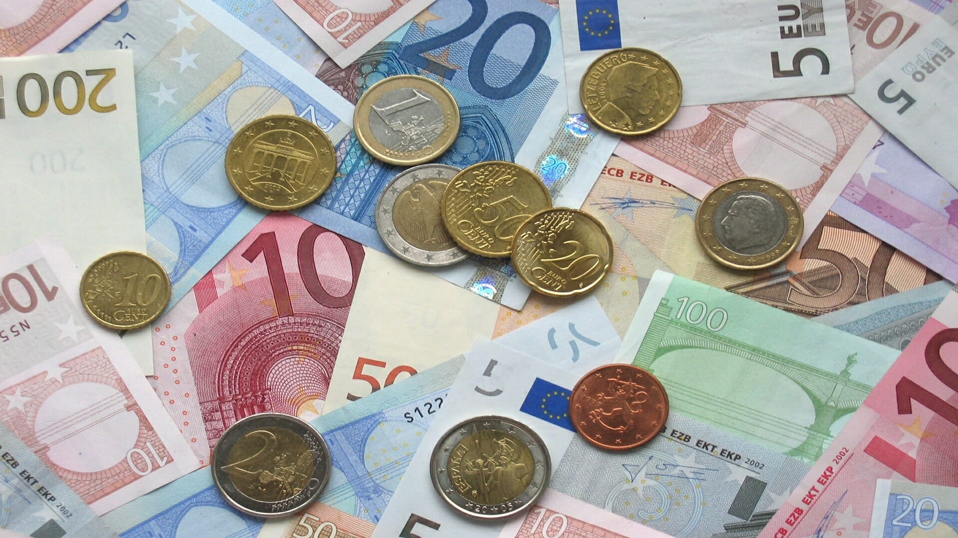 Chi è a caccia di rendimenti elevati e sicuri, sarà felice dell’emissione di un nuovo titolo sul mercato.