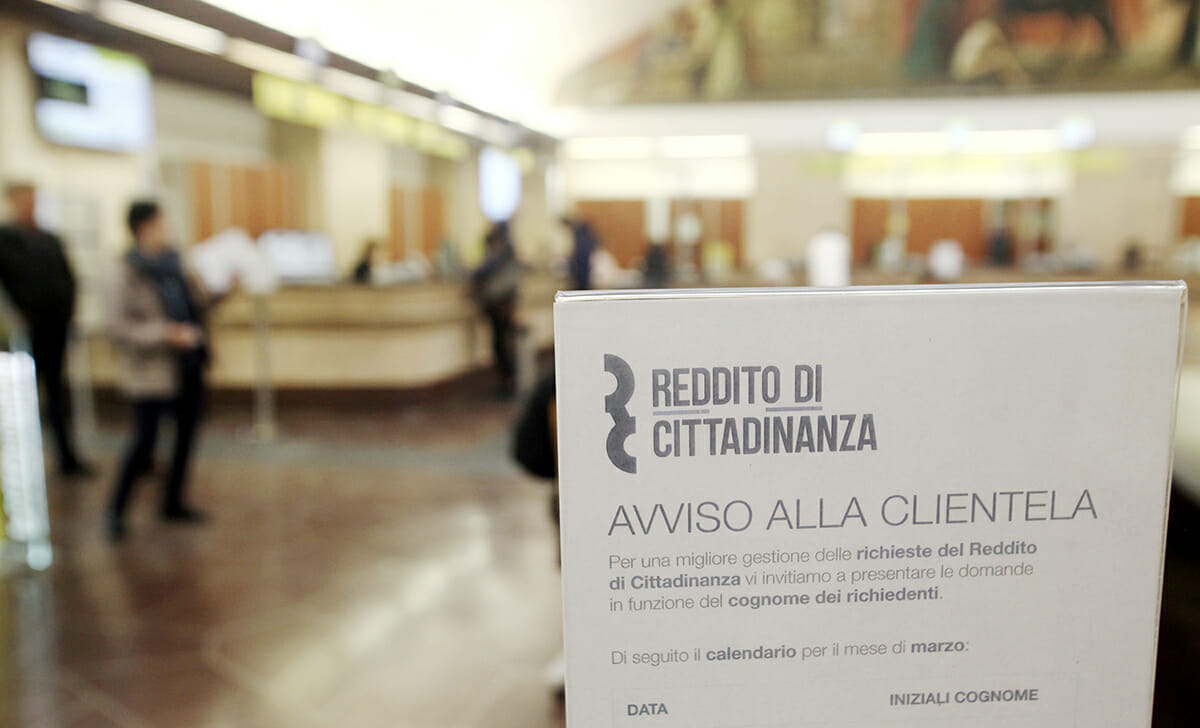 Chi percepisce l'APE sociale non può chiedere il reddito di cittadinanza