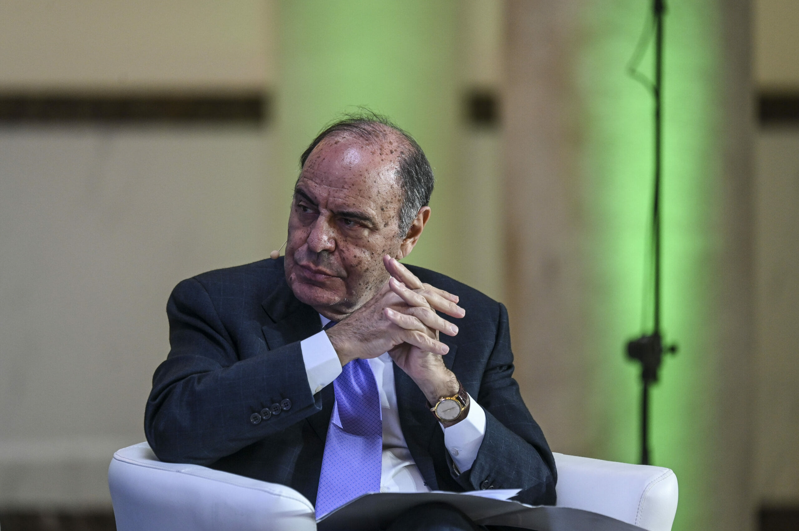 Ci sono poche informazioni su come investe i soldi Bruno Vespa