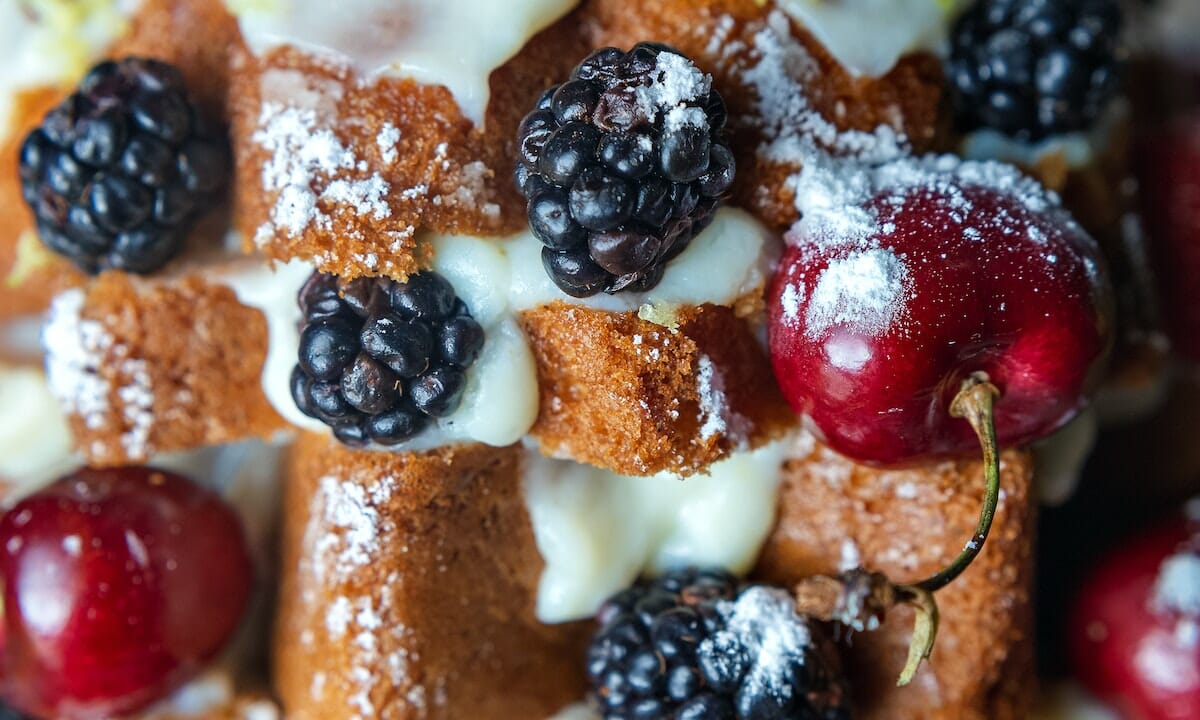 Con la crema pasticcera si può guarnire il pandoro
