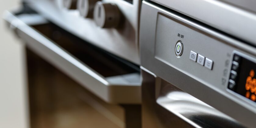 Consuma di più la friggitrice ad aria o il forno elettrico