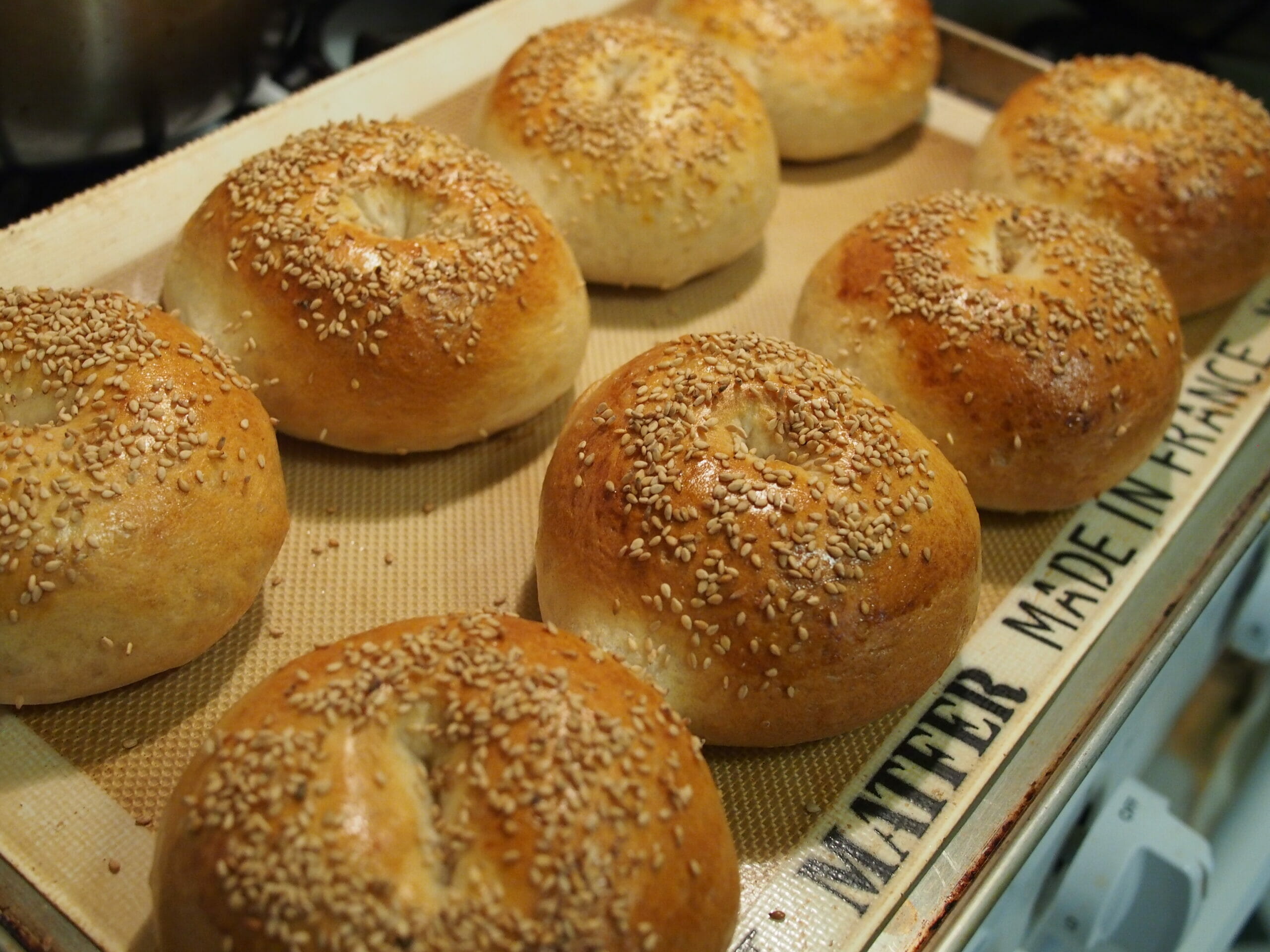 Cuocere in forno è fondamentale per ottenere profumati piatti, soffici torte, lievitati salati, sfoglie ripiene, paste e ortaggi gratinati e per evitare di friggere in padella.