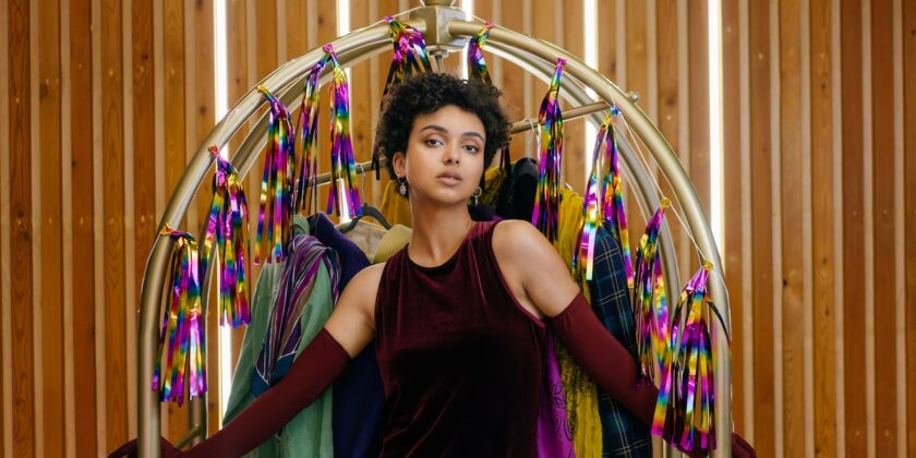 Ecco come indossare il velluto per essere elegante