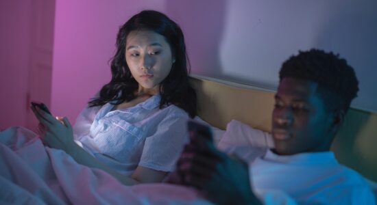 Ecco perché spiare il partner
