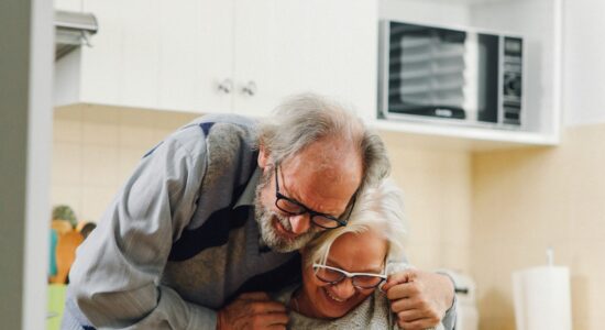Ecco quando è possibile avere assegno di cura e accompagnamento