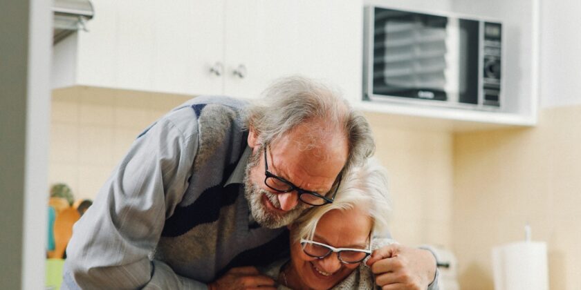 Ecco quando è possibile avere assegno di cura e accompagnamento