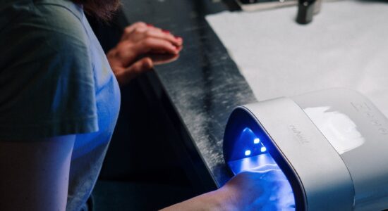 Ecco quanto costano alcuni fornetti a LED o UV-proiezionidiborsa.it