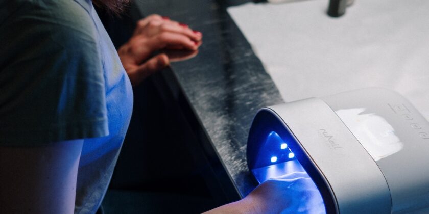 Ecco quanto costano alcuni fornetti a LED o UV-proiezionidiborsa.it