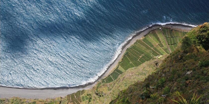 Giovane e al verde? Ecco il posto bello come le Canarie