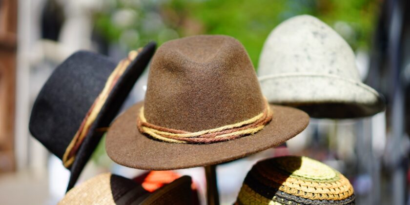 I cappelli fanno perdere o meno i capelli
