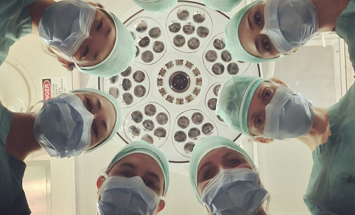 I costi comprendono anche l'onorario di equipe medica, chirurgo, anestesista e personale infermieristico