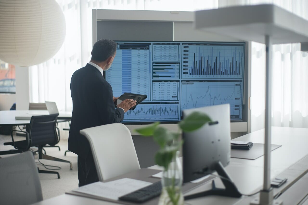 I rialzi dei tassi di interesse hanno il compito di raffreddare l'inflazione
