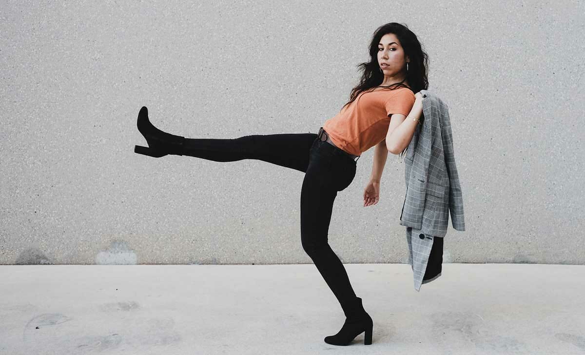 Il grigio è un colore molto elegante, ideale per pantaloni o blazer