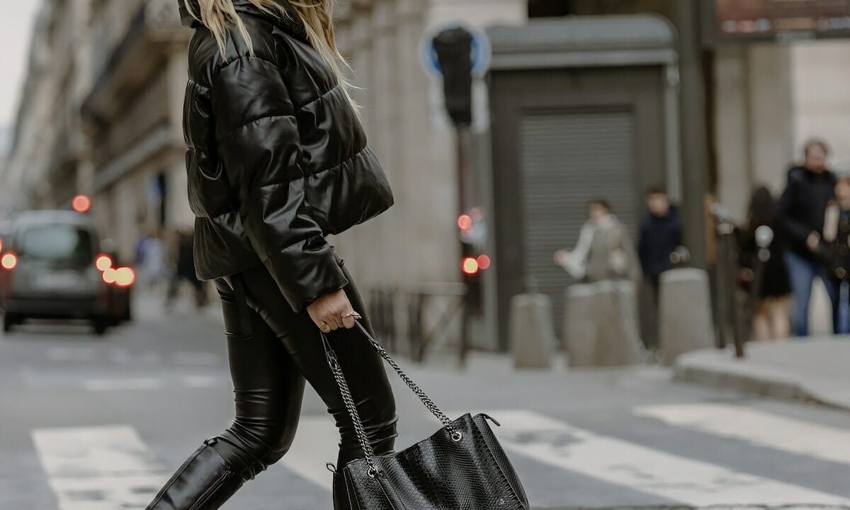 Il puffer jacket può essere più corto, di media lunghezza ma sempre versatile e perfetto per giorno e sera