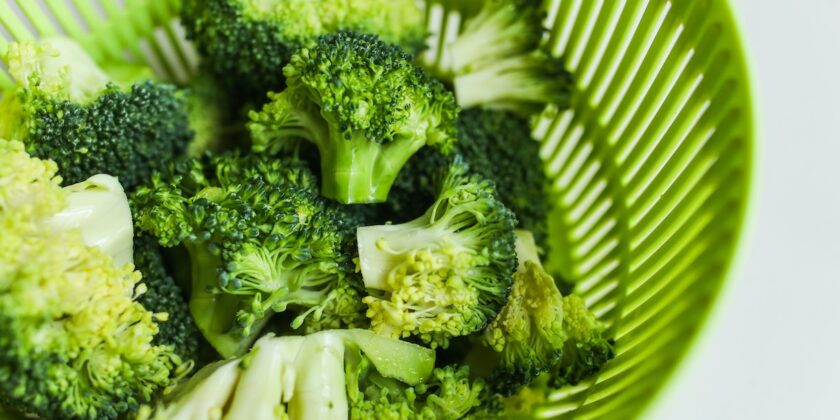 Il trucco che quasi nessuno conosce per cucinare i broccoli