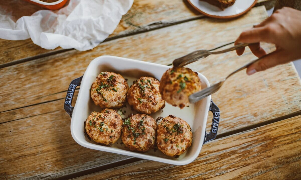 Inforniamo le polpette per 15 minuti a 180 gradi