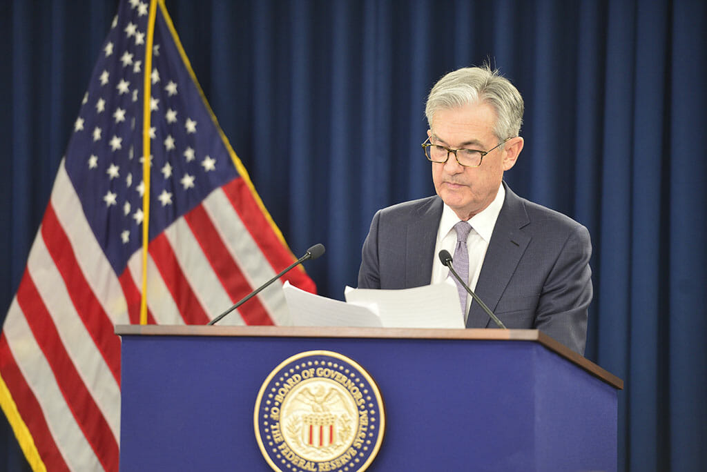 Jerome Powell Presidente della FED- i tassi potrebbero rimanere fermi per tutto l'anno