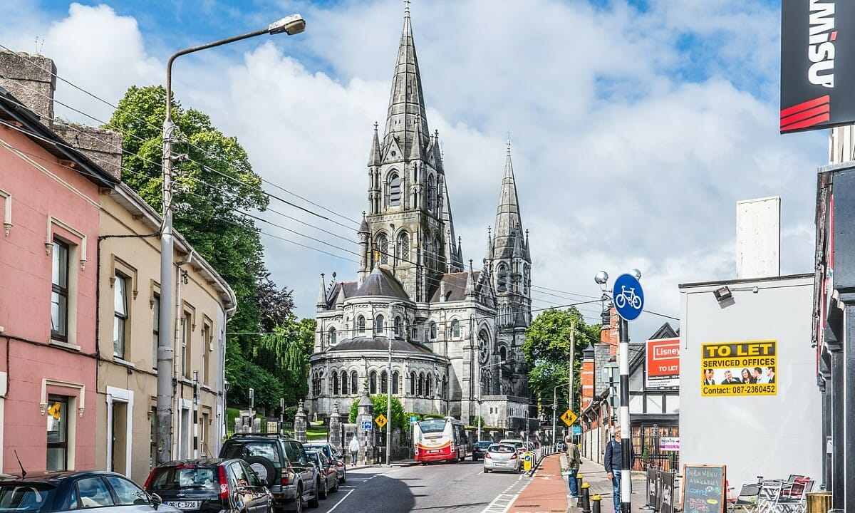 La cattedrale anglicana di St. Fin Barre