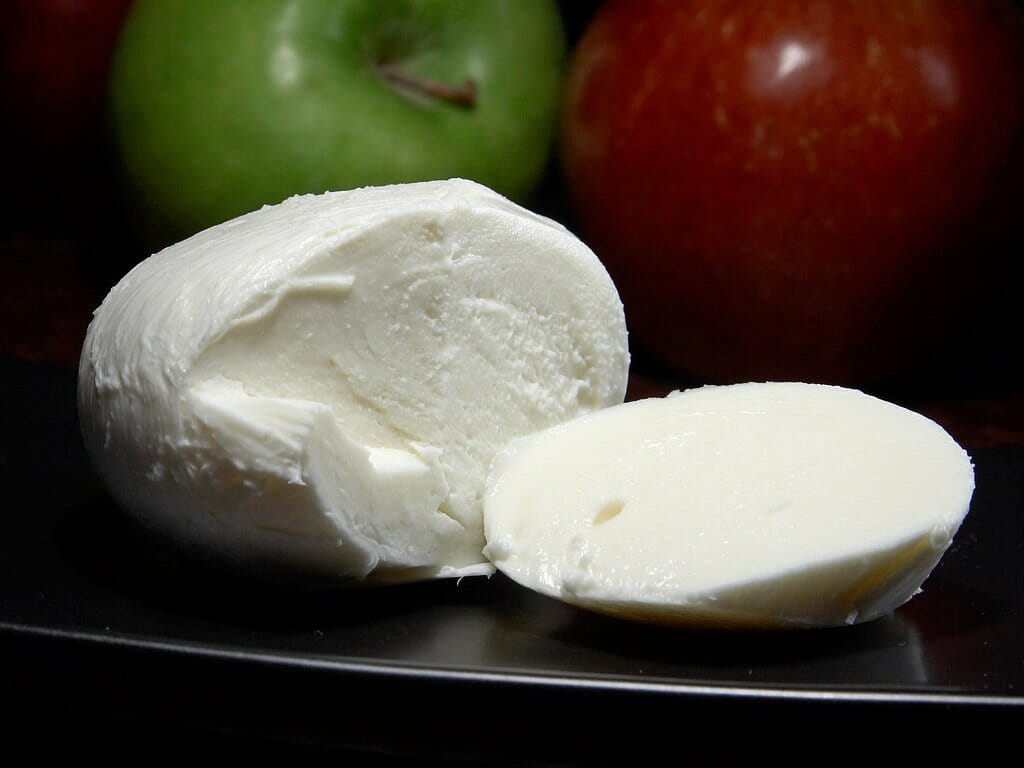 La seconda ricetta che si andrà a preparare sono delle crocchette di mozzarella