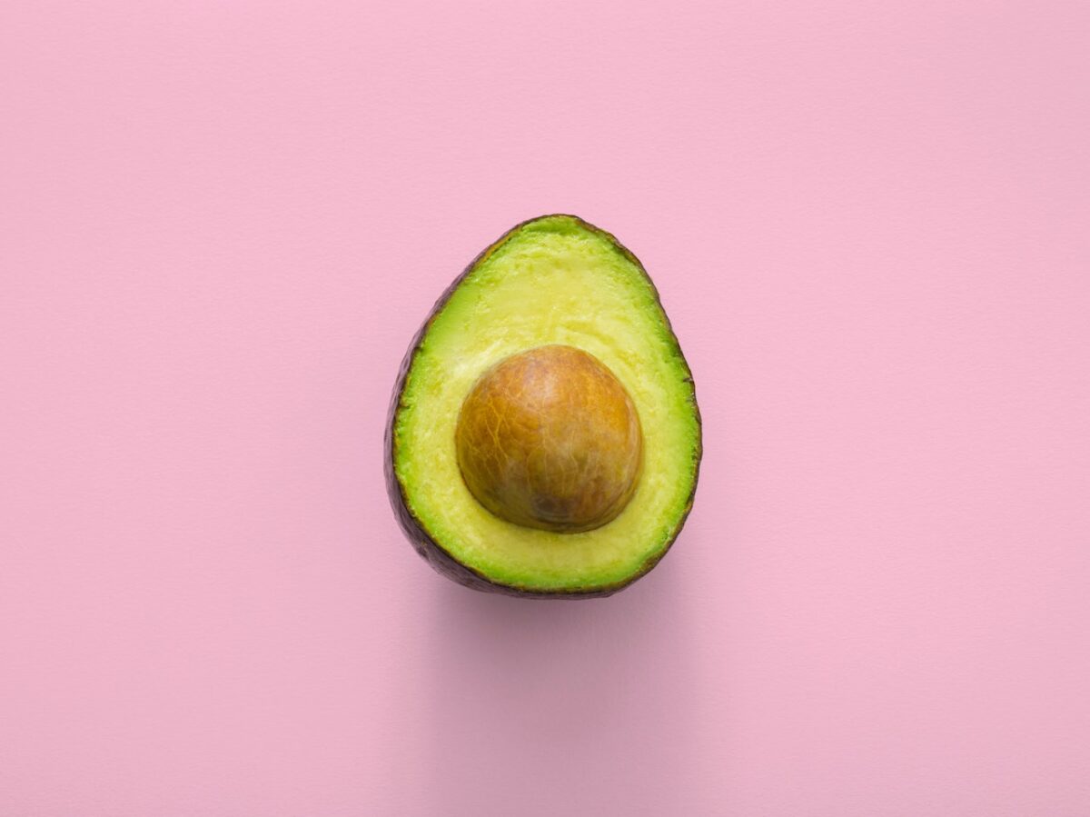 L'avocado è una fonte di grassi buoni-proiezionidiborsa.it